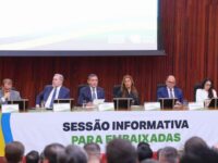 TSE defende urna eletrônica em reunião com embaixadores