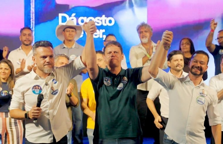 Marcello Barbosa lança candidatura com apoio de Tarcísio