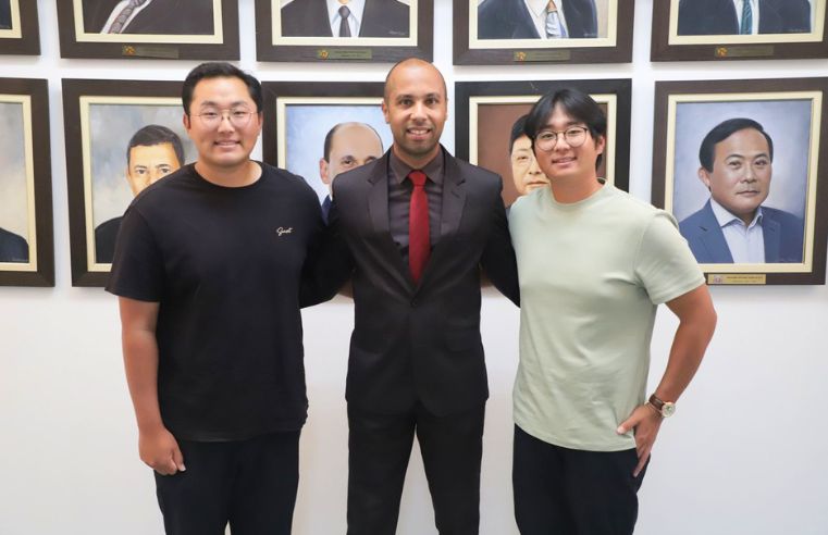 Jogadores de golfe de Mogi recebem homenagem na Câmara