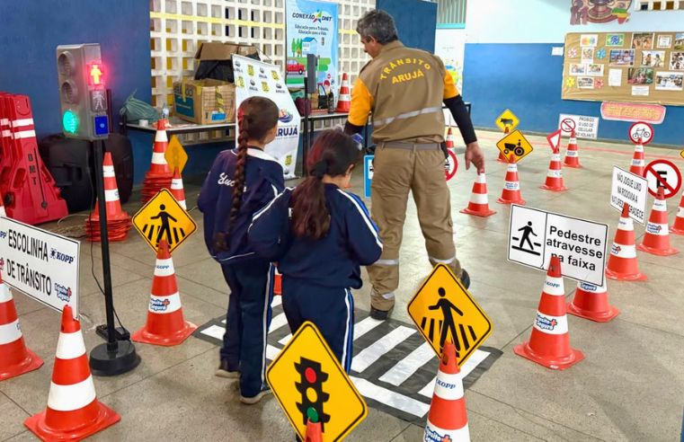 Alunos de Arujá participam de ações de educação no trânsito
