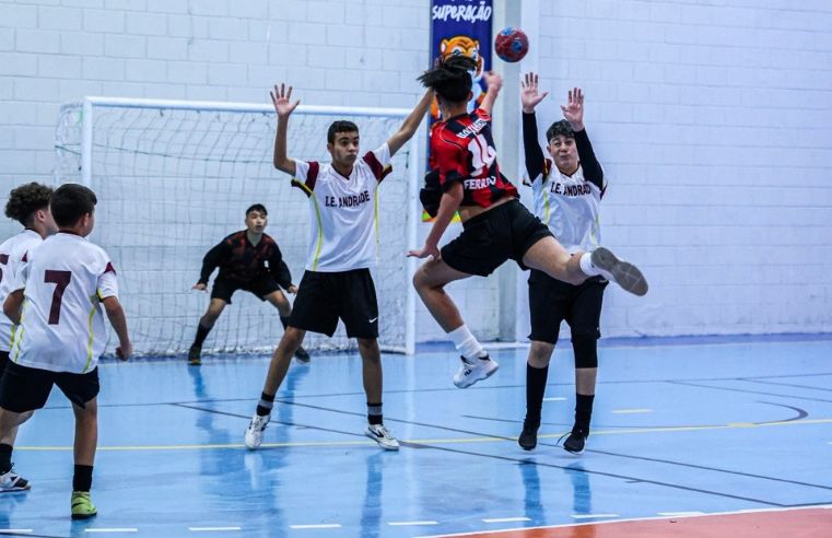 Olimpíada Estudantil de Ferraz tem jogos acirrados