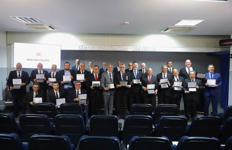 Câmara de Mogi celebra o Dia do Maçom em sessão solene