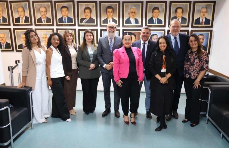 Curso de Direito da Braz Cubas é homenageado da Câmara