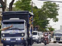 Carreata em Suzano reúne 452 veículos em apoio a Flávio
