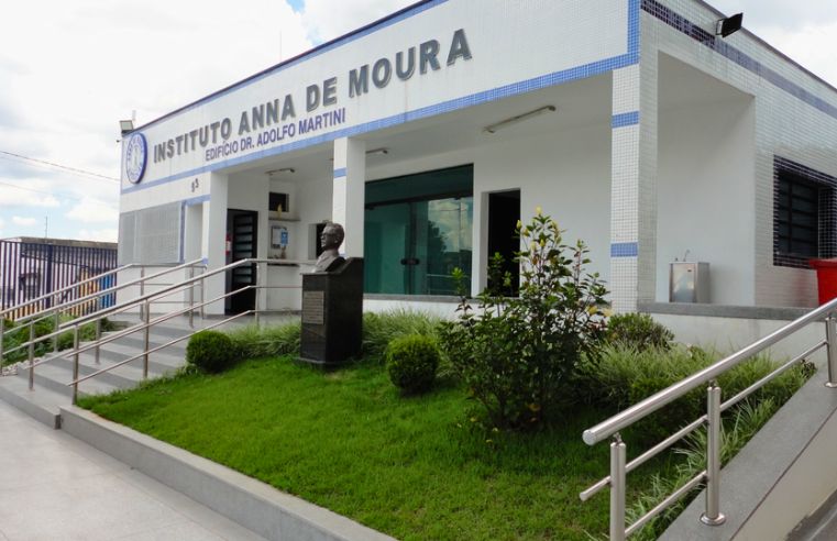 Câmara reconhece trajetória do Instituto Anna de Moura